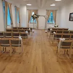 Poutni Dum 3* Králíky