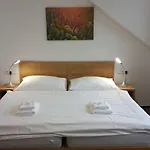 Poutni Dum Králíky