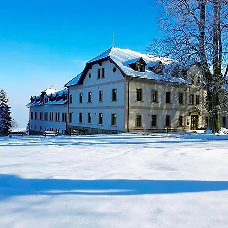 Poutni Dum Hotel
