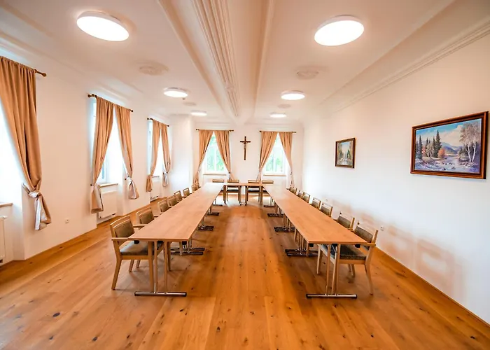 Hotel Poutni Dum 3*